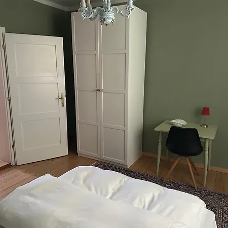 Conte Private Urban Hideaway Apartment *